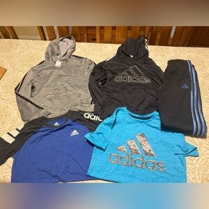 Adidas youth 10/12 medium